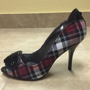 I have too many shoes that I do not use !!